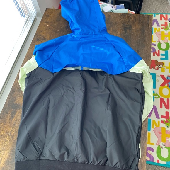 Nike Mens Size S Sportswear Woven Windbreaker Black Signal Blue AT5270-015 NWT - Picture 6 of 8